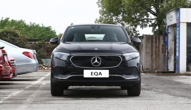 شاسی بلند مرسدس بنز EQA