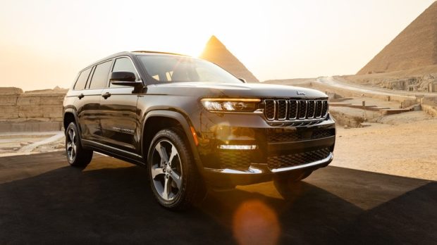 تویوتا لندکروز