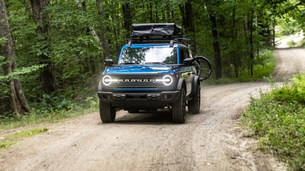 تویوتا لندکروز