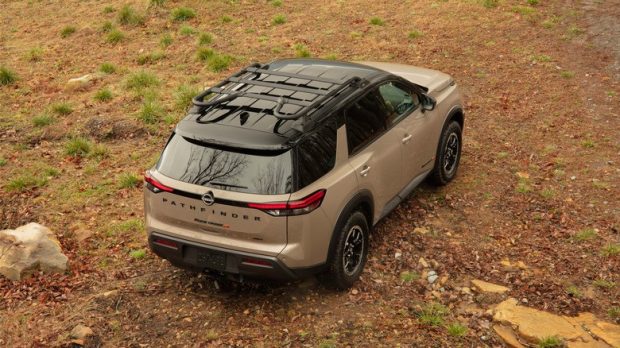 تویوتا لندکروز