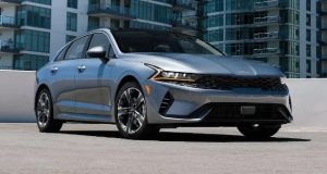 سدان جذاب کیا K5 هیبرید