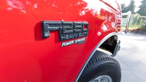 موتور دیزل V8