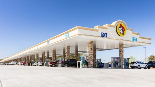 بزرگترین پمپ بنزین جهان