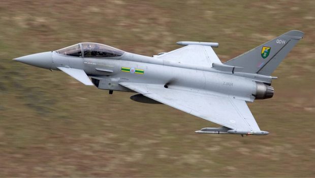 رقابت با F-16