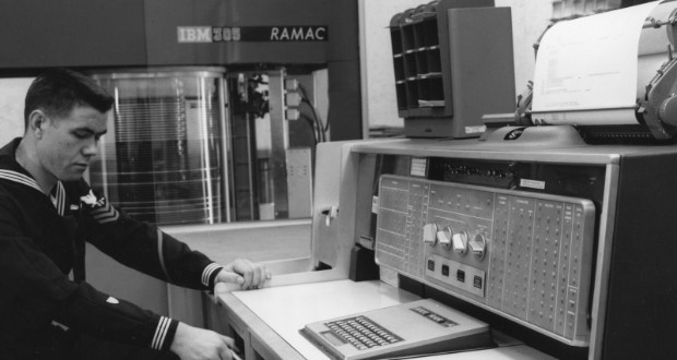 اولین هارد دیسک IBM