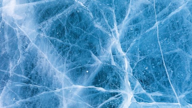 فوران آتشفشان یخی در فضا