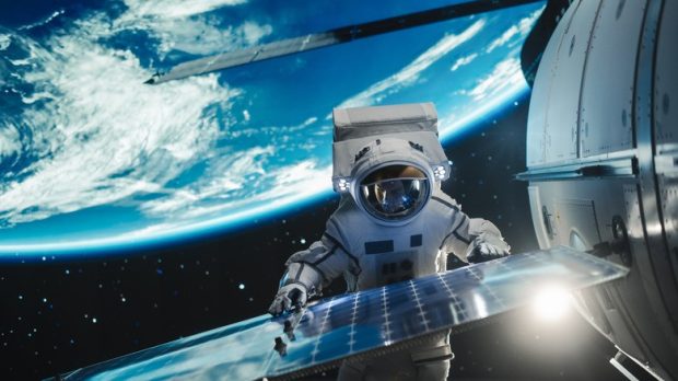 فوران آتشفشان یخی در فضا