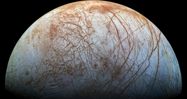 فوران آتشفشان یخی در فضا