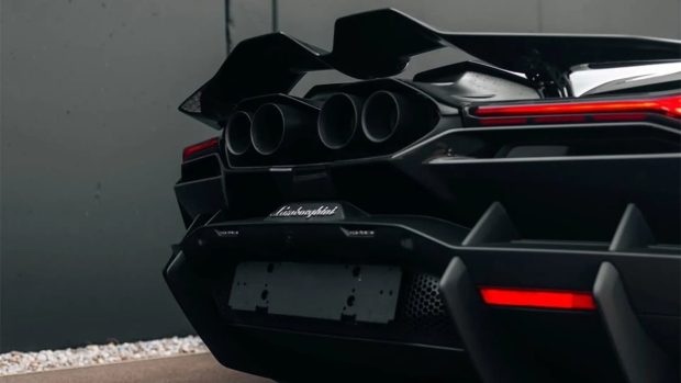 لامبورگینی روئلتو ۱۰۱۵ اسب بخاری