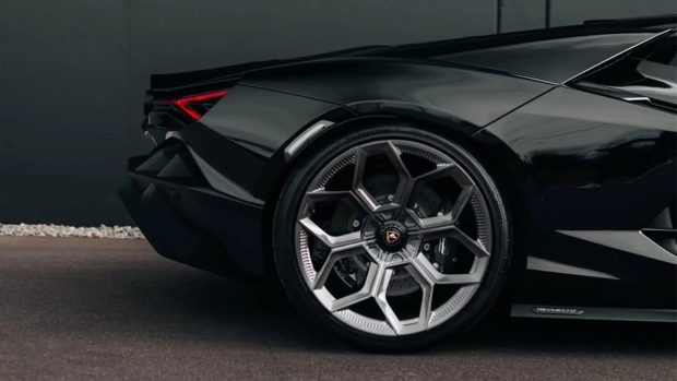 لامبورگینی روئلتو ۱۰۱۵ اسب بخاری