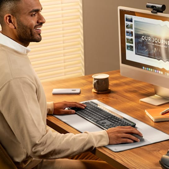 کیبورد لاجیتک K980