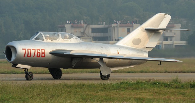 قدیمیترین جت جنگنده