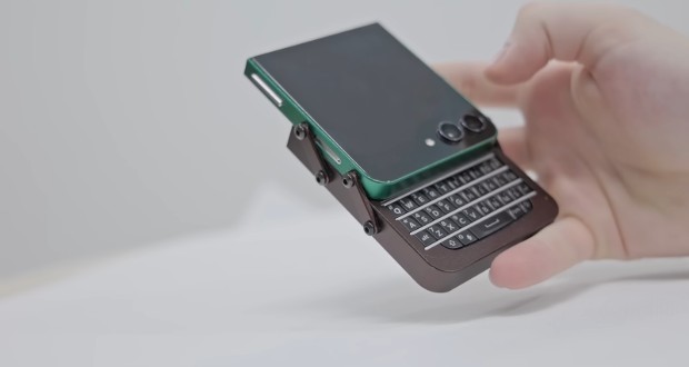 ساخت گوشی تاشو