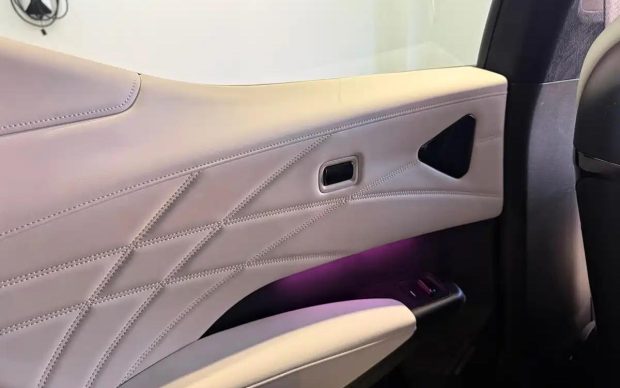 نسخه ۲۰۲۶ زیکر X