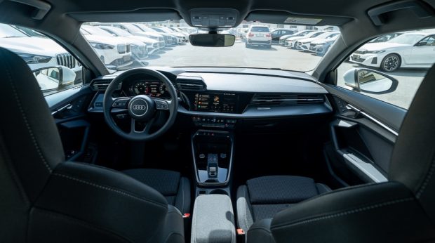 نمای داشبورد آئودی A3 لانگ مدل 2025