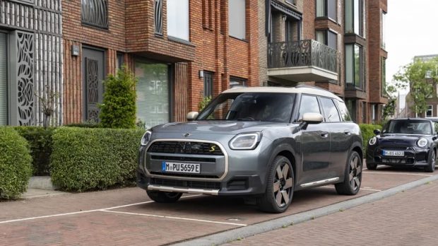 سدان های تمام چرخ محرک