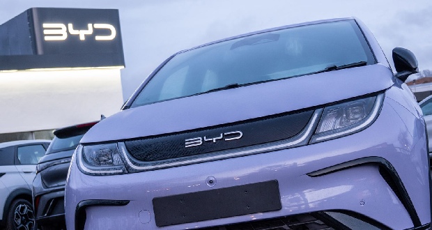 خودروهای برقی بی وای دی تسلا