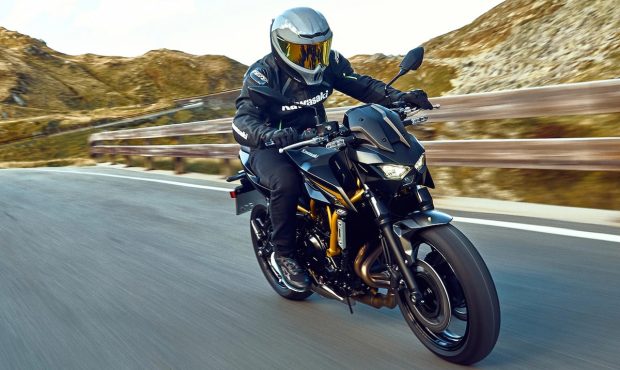 موتورسیکلت کاوازاکی Z650 S مدل 2026