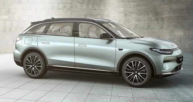 نمای جلو لیپ موتور C11 شتابران خودرو