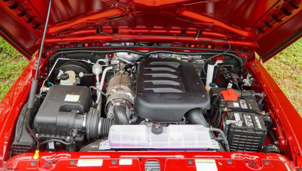 نمای پیشرانه ماهیندرا تار 2025