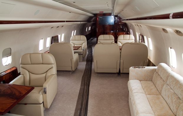 هواپیمای McDonnell Douglas MD-87