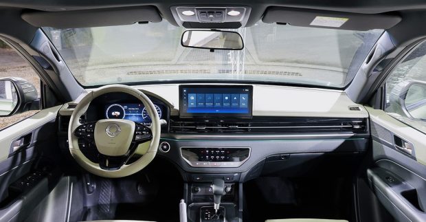 نمای کابین پیکاپ موسو گرند خان