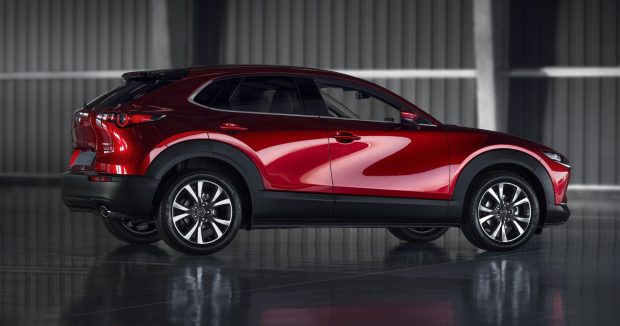 نمای جانبی مزدا CX‑30