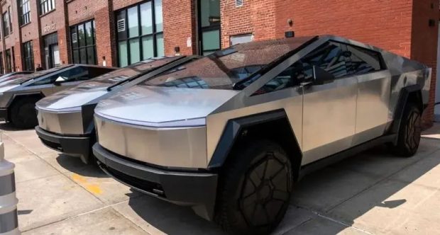 تسلا سایبرتراک