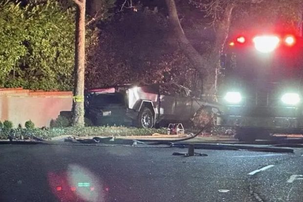 تسلا سایبرتراک