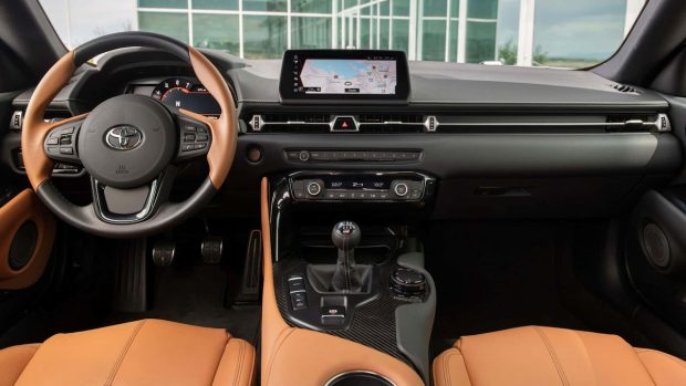 نمای کابین تویوتا سوپرا GR اسپرت