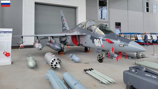 جنگنده یاک ۱۳۰ ام