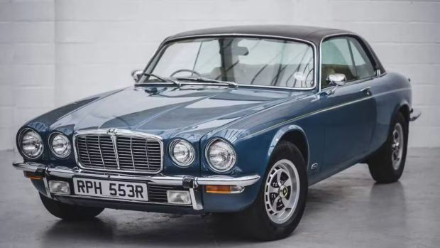 خودروی V12 ارزان قیمت