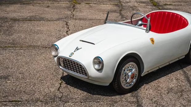 خودروی V12 ارزان قیمت