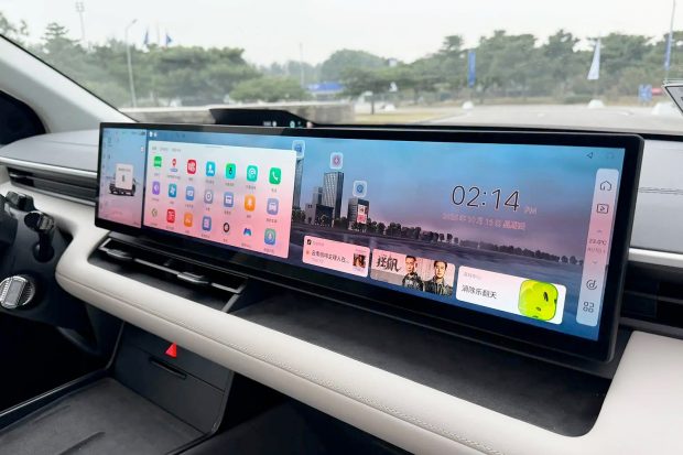 شاسی‌بلند برقی هیوندای EO