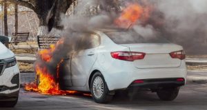 آتش سوزی خودرو