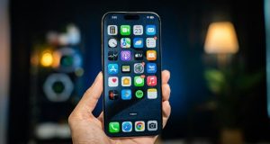 طراحی بدون دکمه آیفون ۲۰