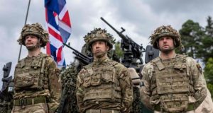 بزرگترین ارتش های اروپا کلیدواژه فرعی: اسلاگ پیشنهادی (Slug): largest-european-armies توضیحات متا (Meta Description): کشف کنید بزرگترین ارتش های اروپا کدامند؛ از قدرت نظامی ناتو گرفته تا نیروهای خارج از ائتلاف. آمارهای ۲۰۲۵ و جزئیات حیرت‌انگیز را بخوانید. تیتر نهایی: بزرگترین ارتش های اروپا متعلق به کدام کشورها است؟