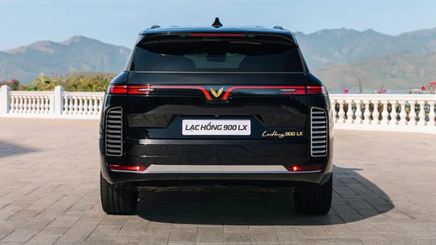 شاسی بلند ضدگلوله وین فست VF9