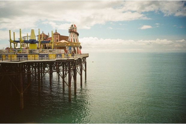 دوربین آنالوگ لوموگرافی MC-A