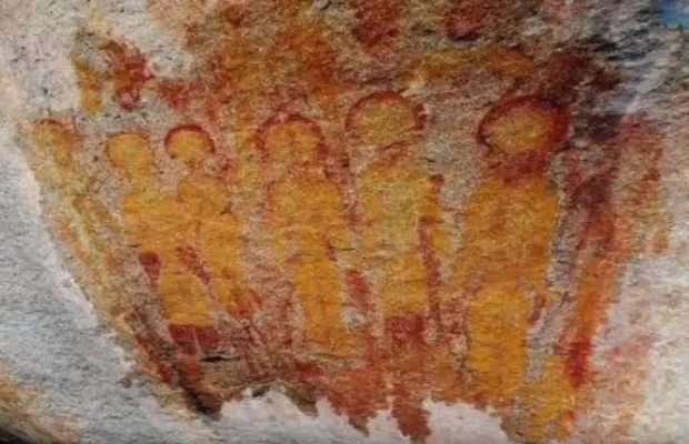 نقاشیهای بشقاب پرندهها و موجودات فضایی