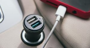 فندکی ماشین