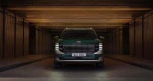 خودروهای هیوندای کلیدواژه فرعی: سامسونگ، خودرو، هیوندای اسلاگ پیشنهادی (Slug): samsung-hyundai-chips-partnership توضیحات متا (Meta Description): سامسونگ برای تولید تراشه‌های اکثر خودروهای هیوندای قرارداد بزرگی را نهایی کرد. این همکاری جدید جایگاه سامسونگ را در بازار تقویت می‌کند. تیتر نهایی: سامسونگ تراشه‌های اکثر خودروهای هیوندای را تولید خواهد کرد