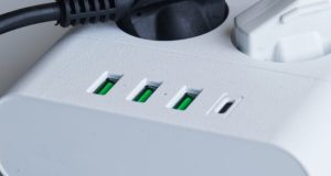 درگاه USB سبز