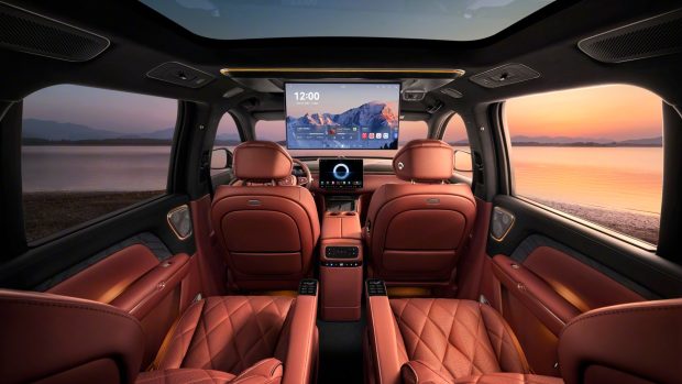 دانگ فنگ وویا تایشان