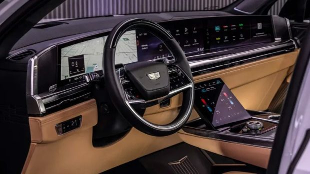 کادیلاک اسکالید IQ