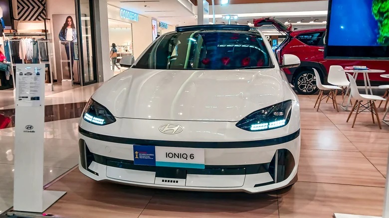 12 خودرو برقی با بالاترین امتیاز قابلیت اطمینان - هیوندای آیونیک