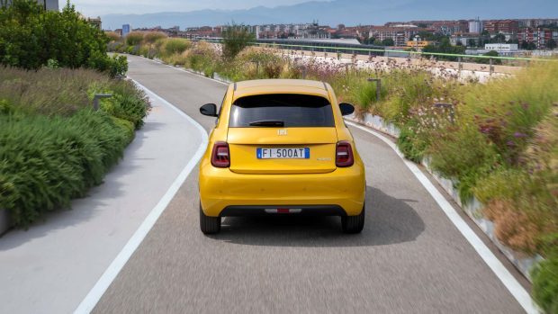 شتاب افتضاح فیات ۵۰۰ بنزینی