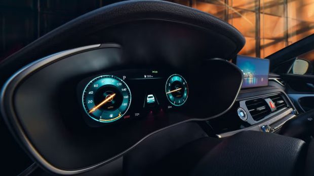 جنسیس G70 گرافیتی