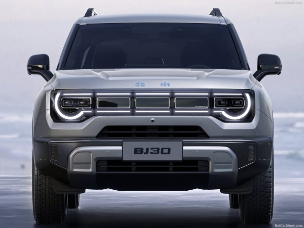 نمای جلو بایک BJ30e دیار خودرو