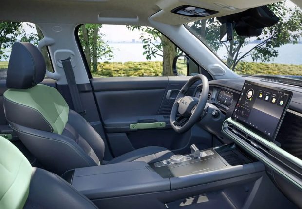 نمای کابین بایک BJ30e دیار خودرو